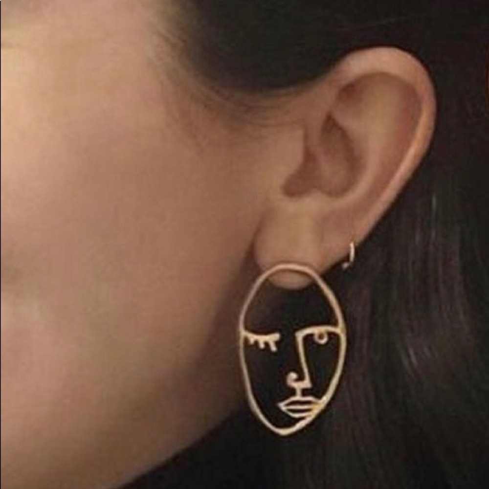 Earring - Picture 3 of 3